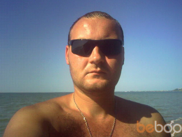  1376802  Andrey, 37 ,    