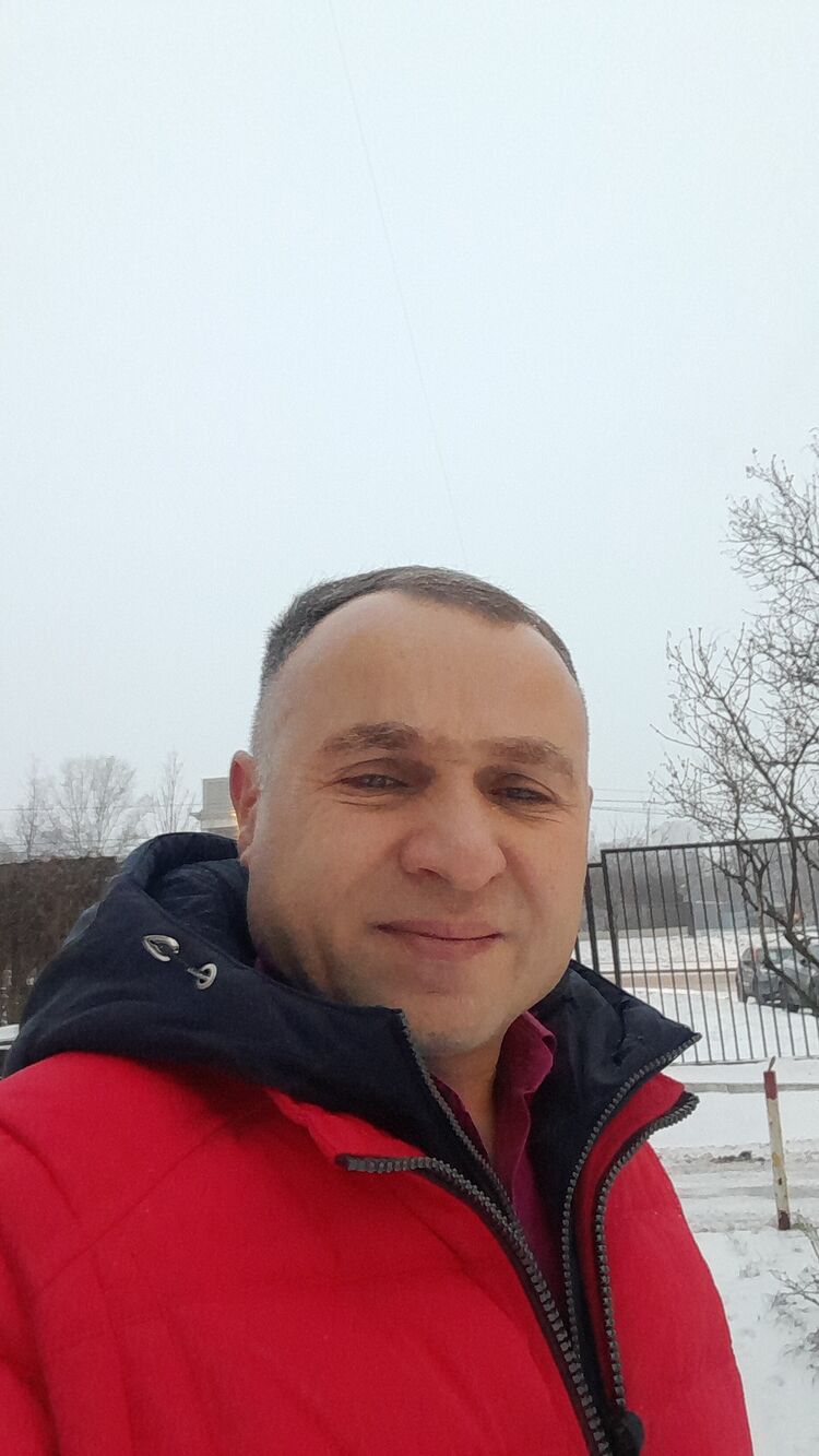  49658682  , 45 ,    