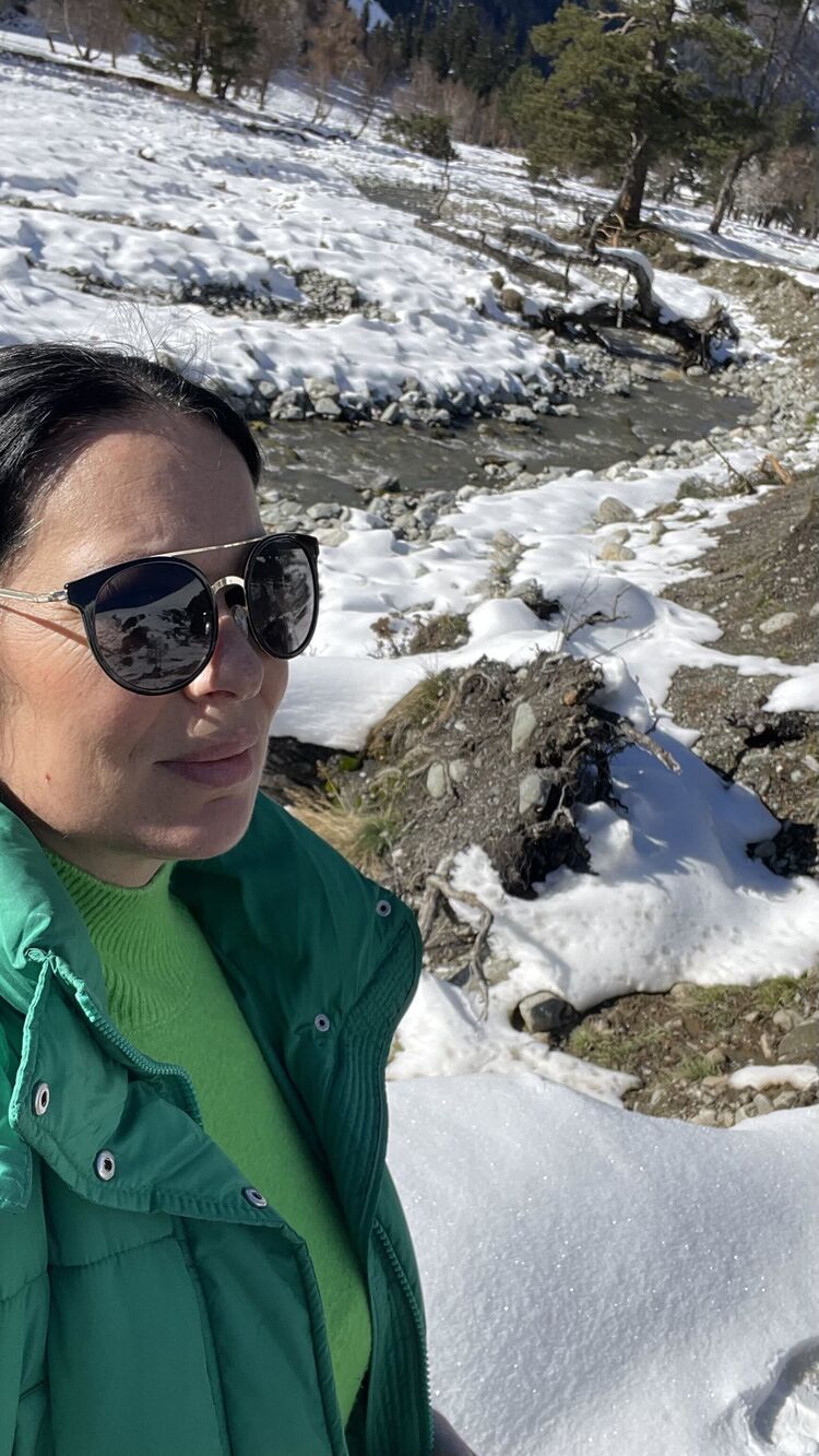  54637592  , 43 ,    --