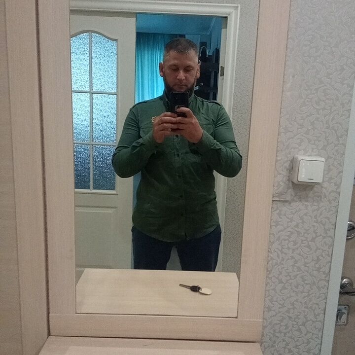  28834952  Rasul, 39 ,    