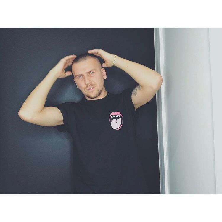  --,   Jerom, 38 ,   ,   