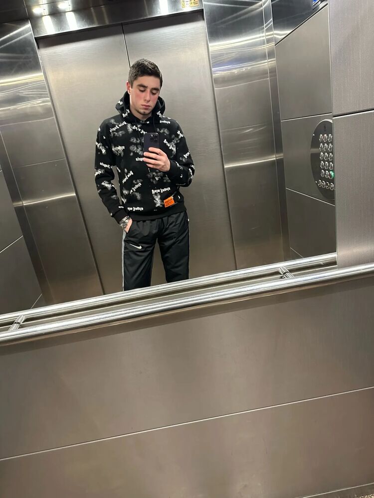  33589052  , 22 ,    
