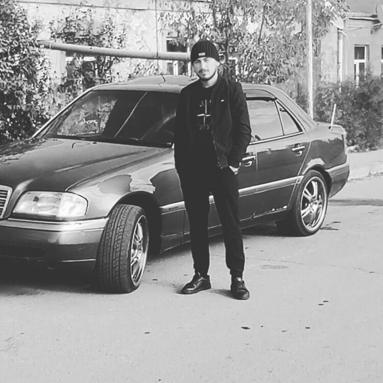  38052972  Tavo, 27 ,    