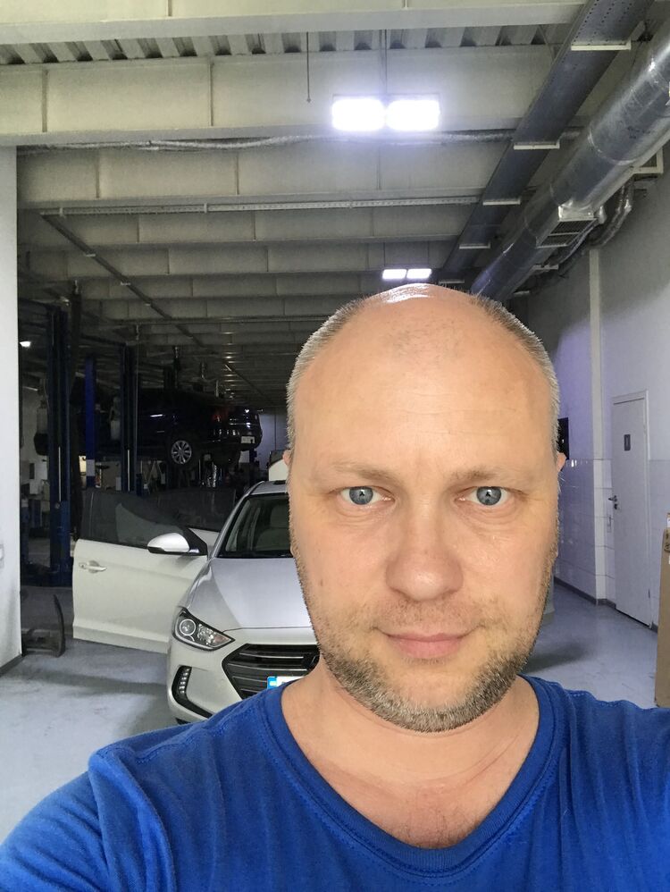  28443792  , 44 ,    