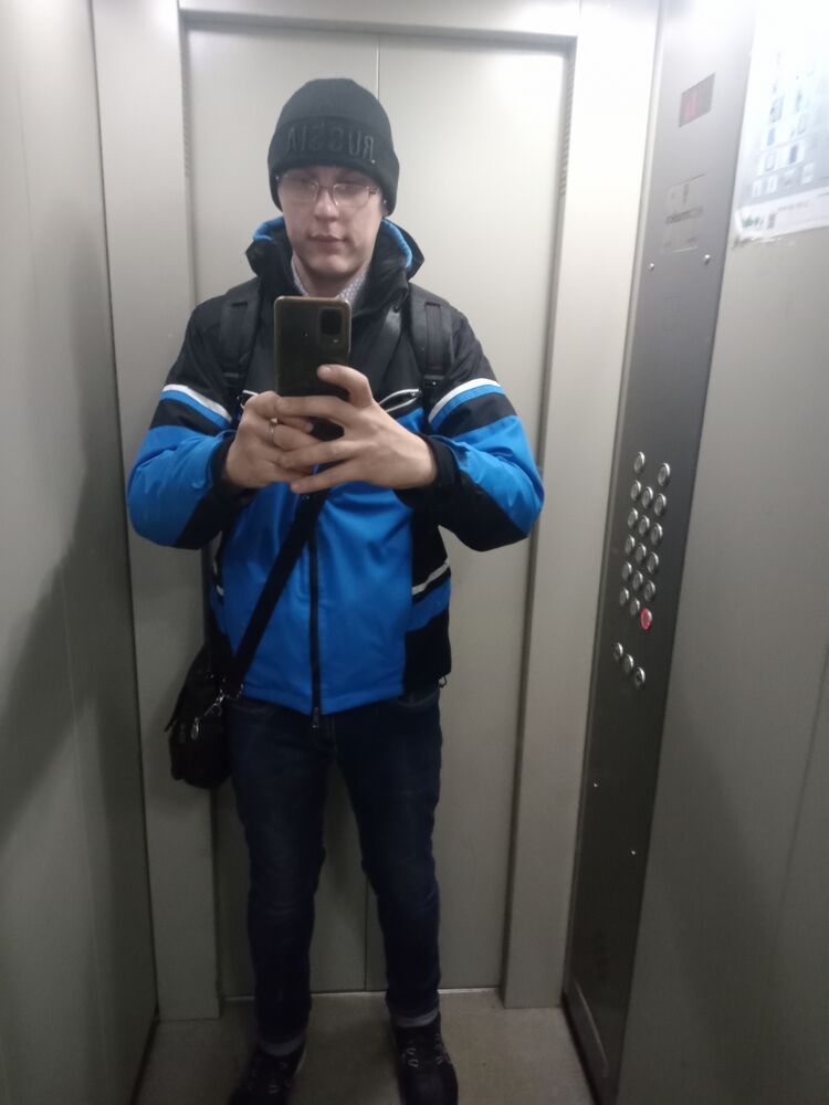 43303082  , 27 ,    