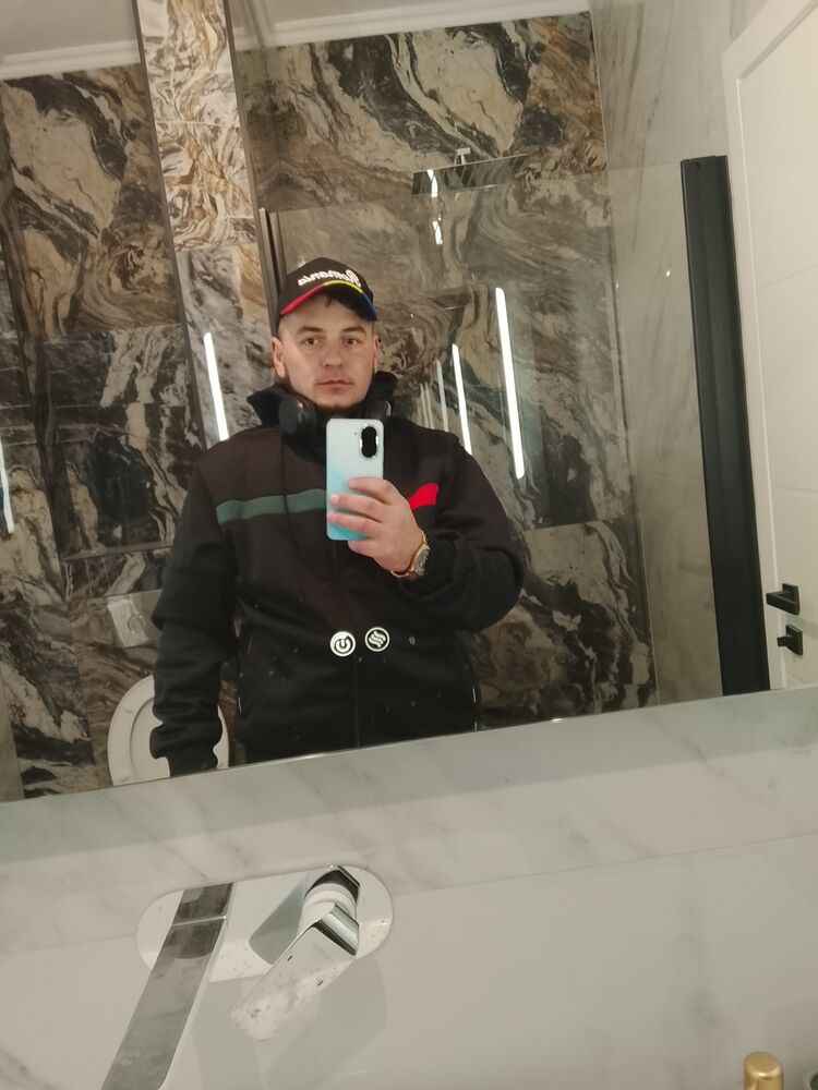 ���� 56189052 ������� Nicolae, 29 ���, ���� ���������� � Peris