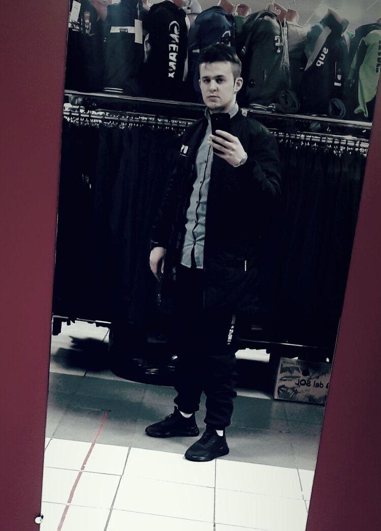  ,   Alik, 25 ,   ,   