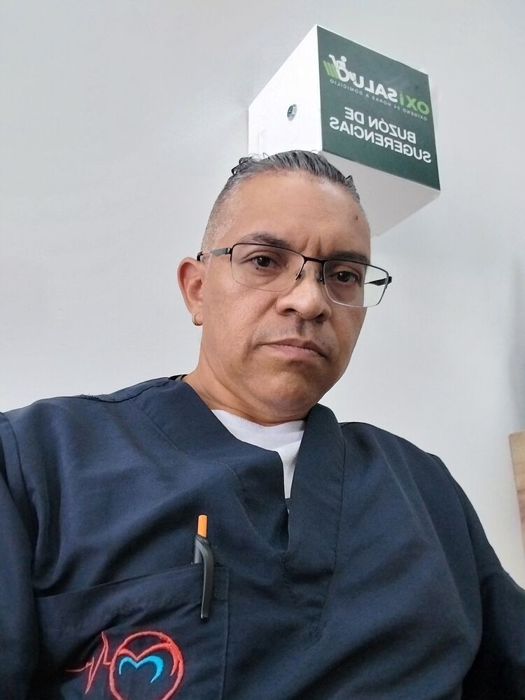  ,   Mickey Saenz, 40 ,   ,   , c , 