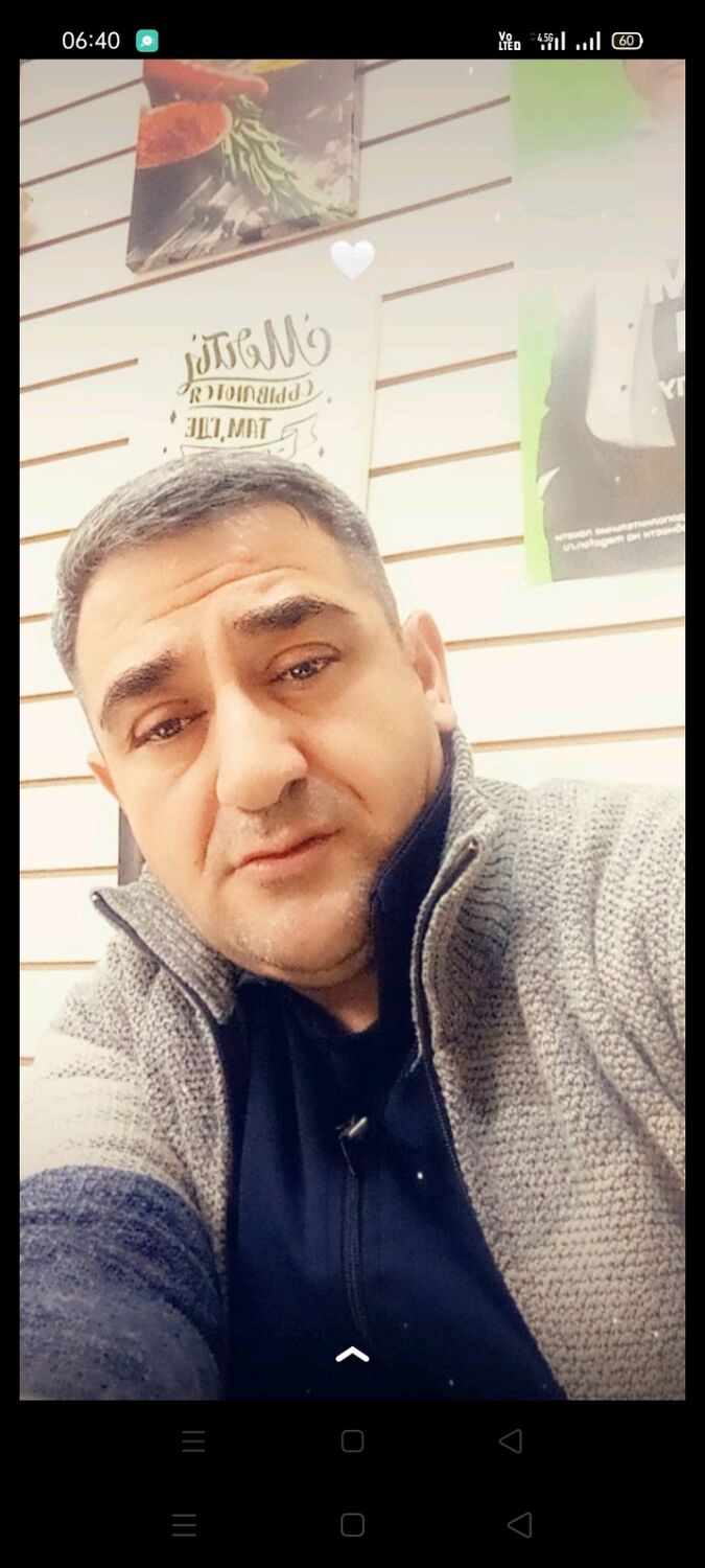  38827392  Anar, 44 ,    