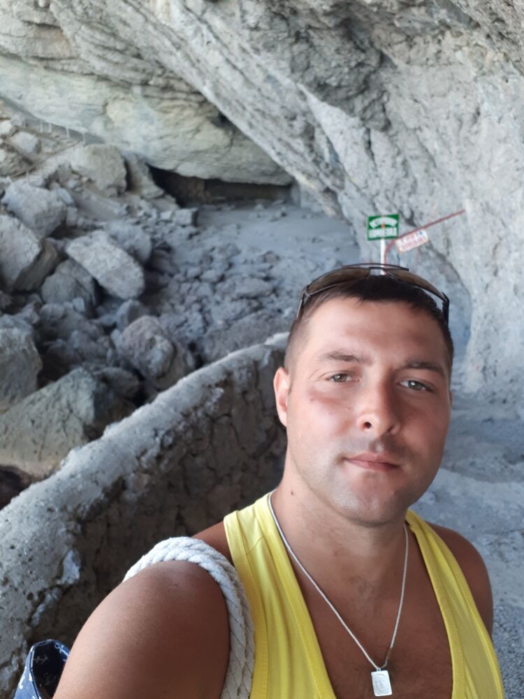  31764852  , 38 ,    -