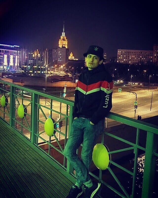  23021532  Asror, 30 ,    
