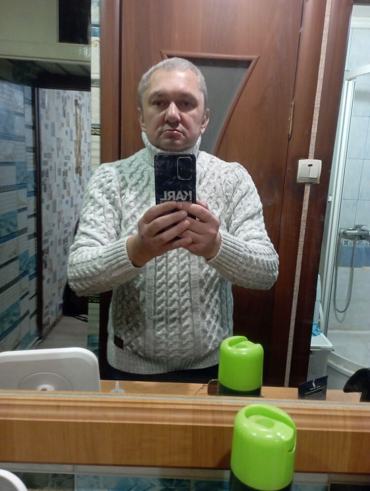  46773712  , 47 ,    