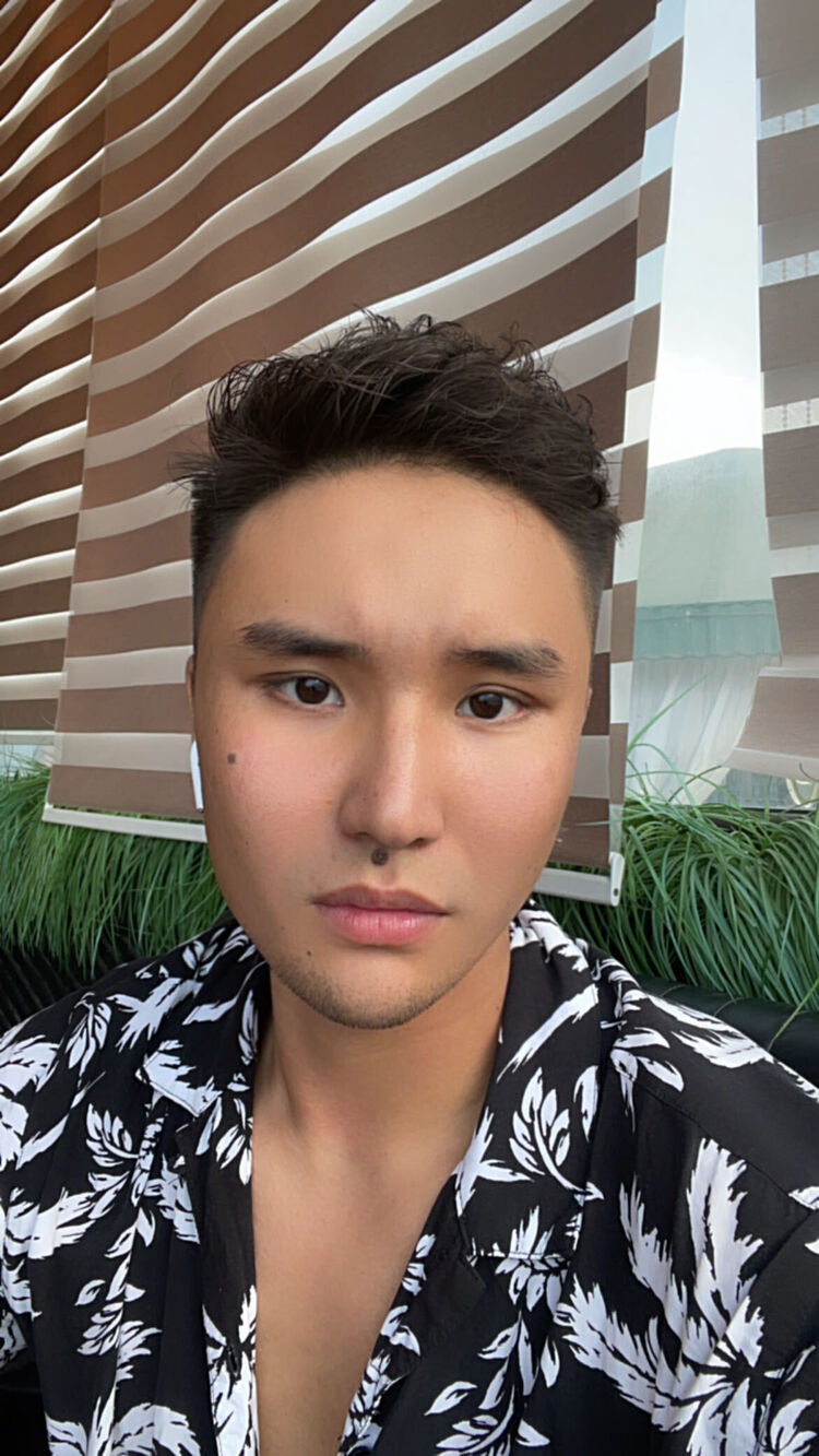  27186092  White, 27 ,    