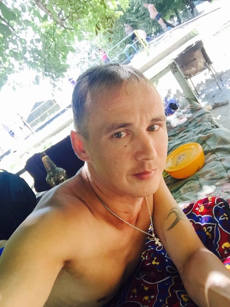  ,   Aleksei, 40 ,   ,   , c 