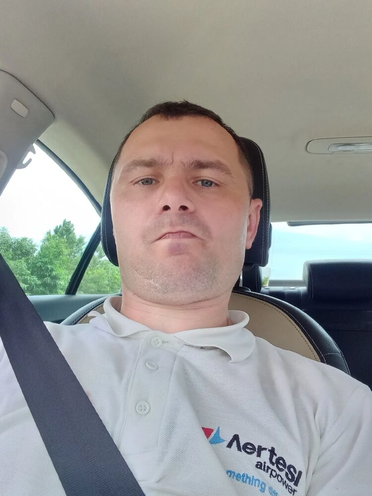 46317772  , 35 ,    