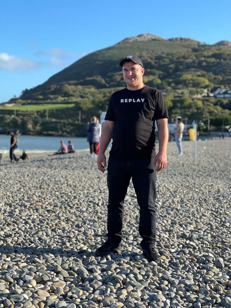  An Cabhan,   George, 34 ,   ,   