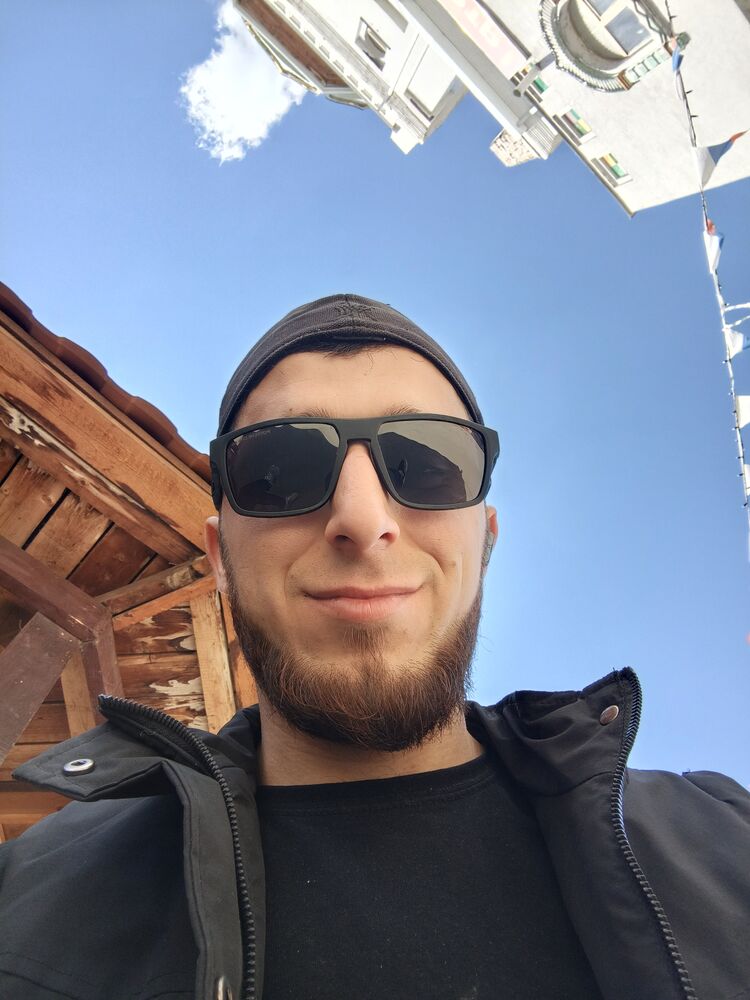  48693632  Azamjoni, 27 ,    
