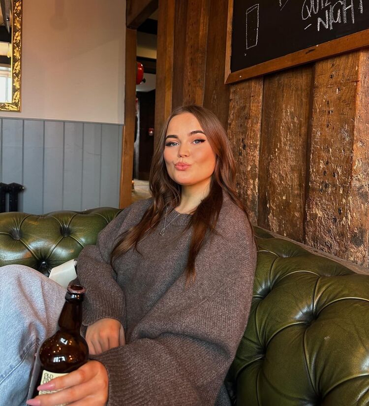 ���� 48422072 ������� �����, 32 ����, ���� ���������� � ������������