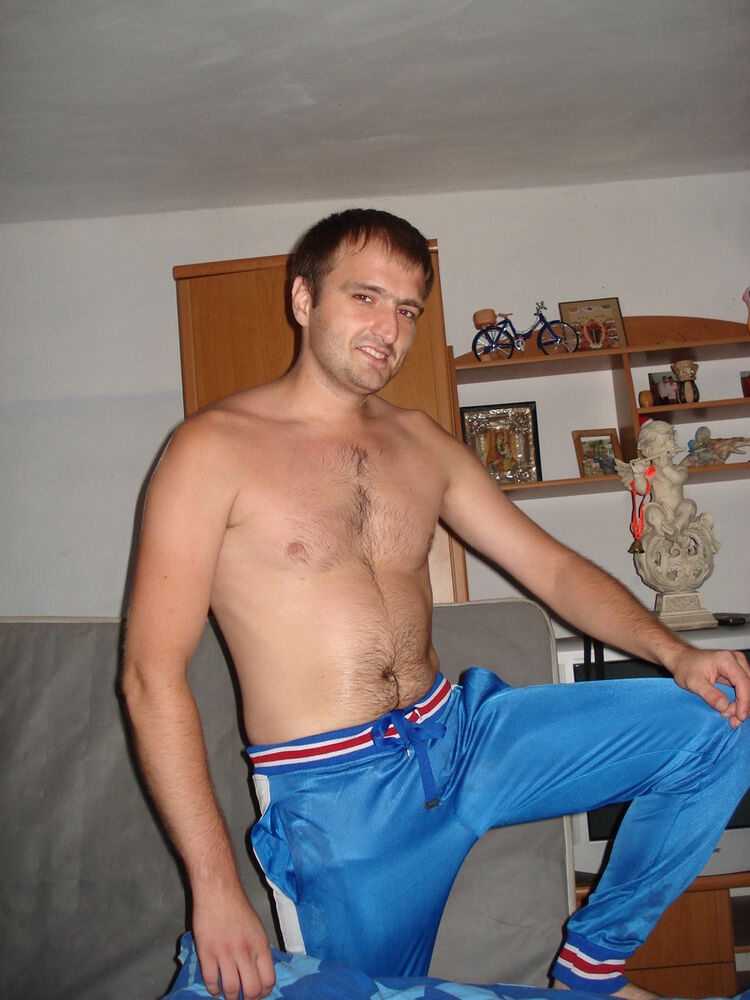  4727182  SEREGA, 37 ,    