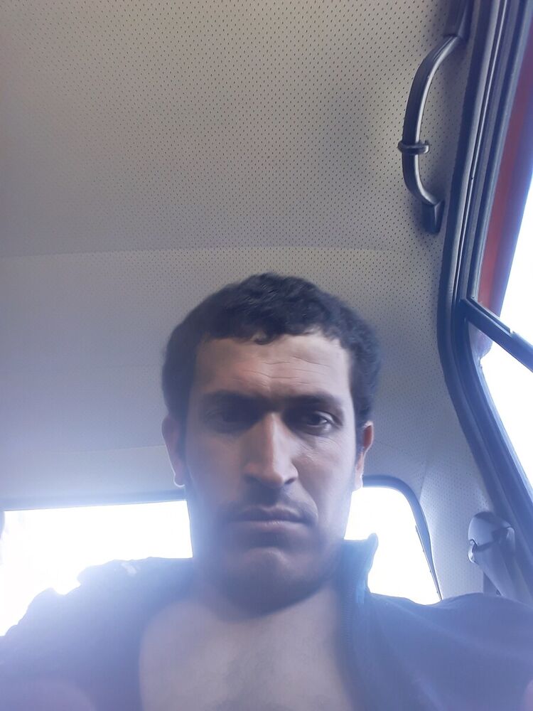  ,   Mamur, 32 ,     , c 