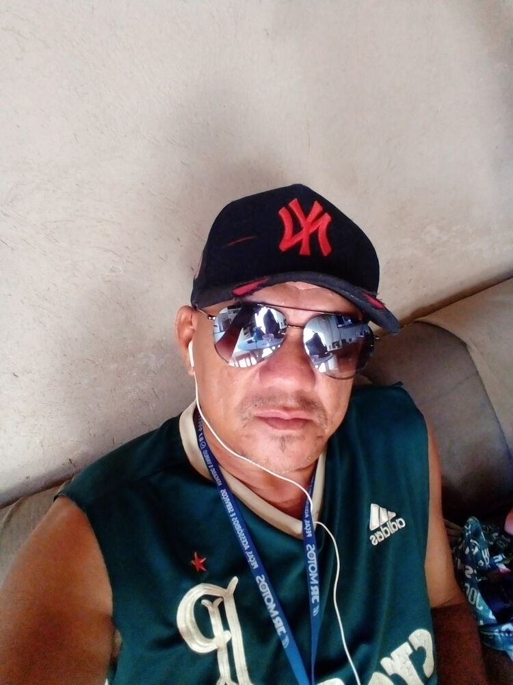  ,   Francisco, 52 ,   ,   