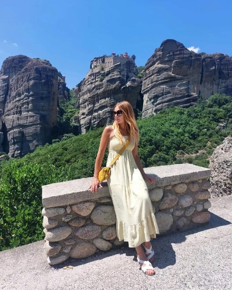  ,   Yuliya, 40 ,   ,   