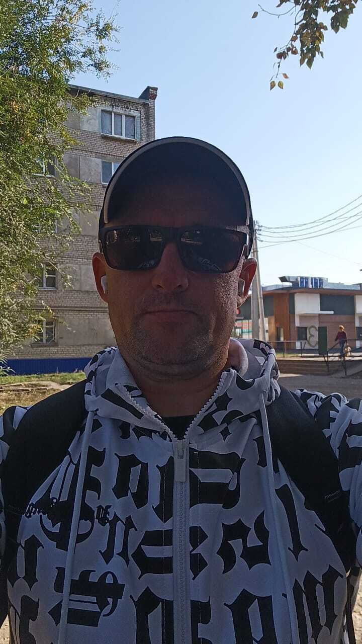  38676172  , 42 ,    