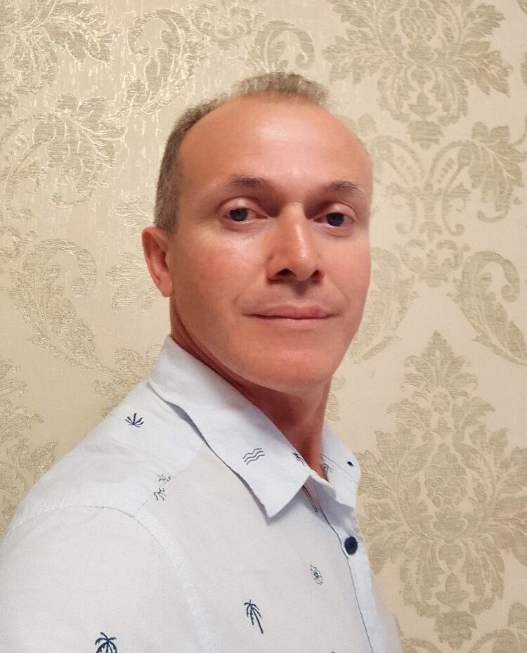  45862862  Alfredo, 44 ,    -