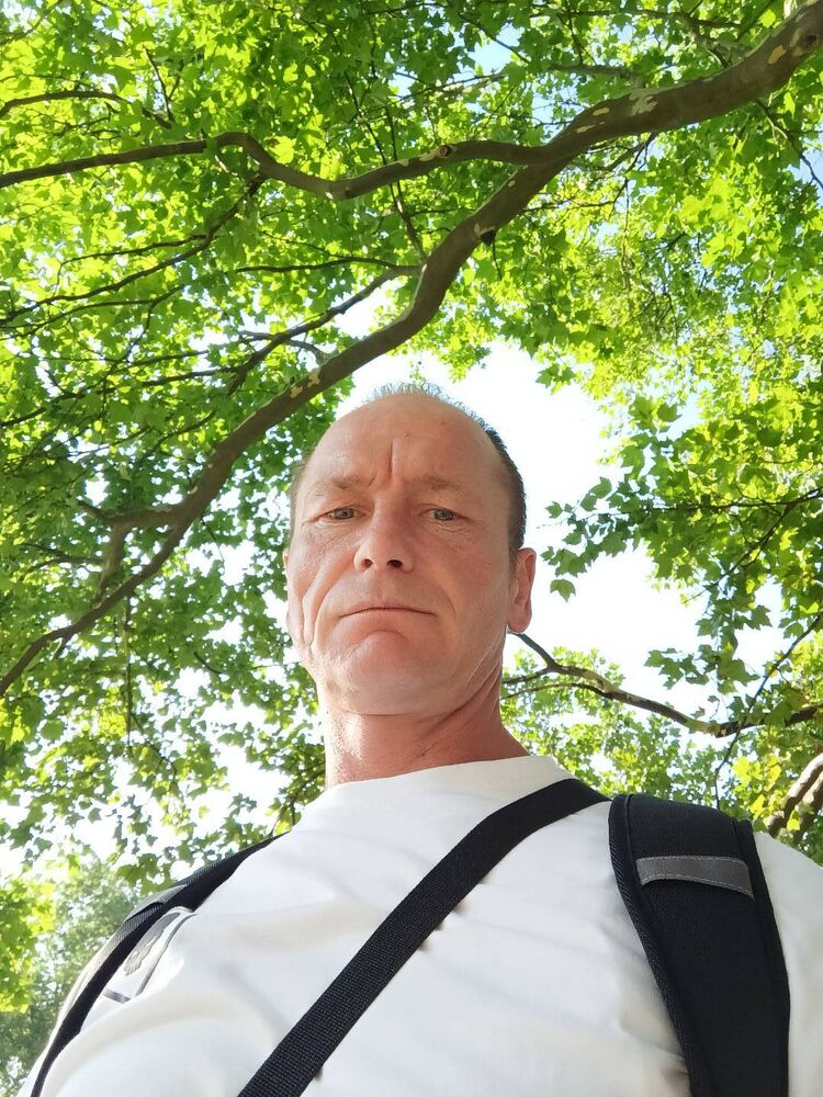  32720372  Mariusz, 42 ,    Zabki