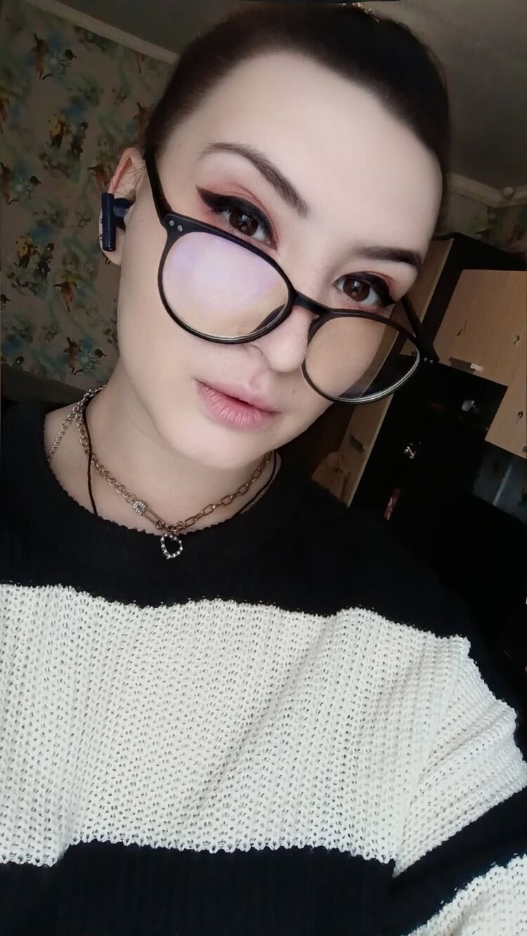  52074652  Katya, 26 ,    