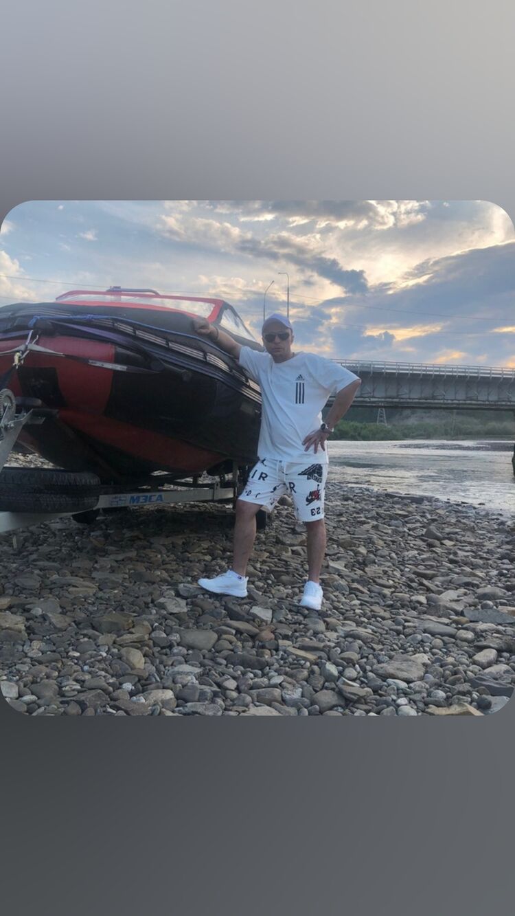  49814722  , 41 ,    