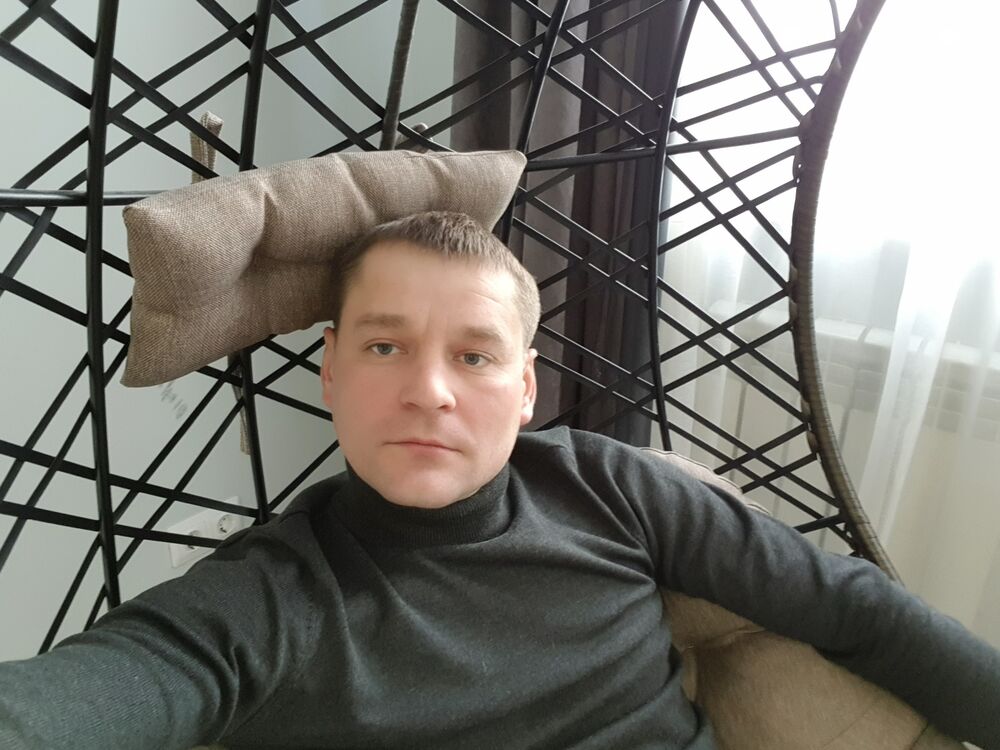  ,   Ilya, 41 ,   ,   , c 