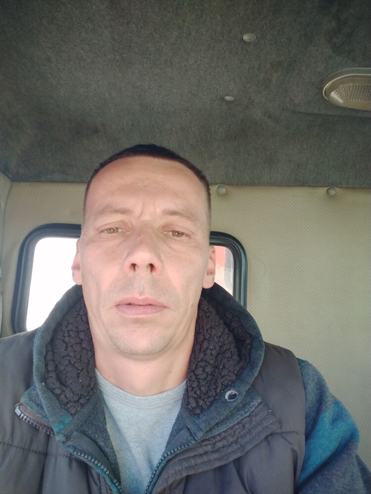 46575752  , 42 ,    