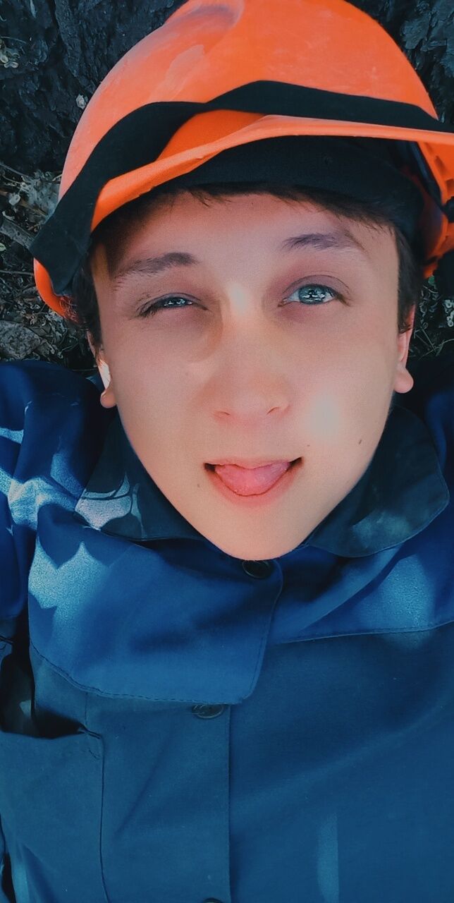 ,   Rudi, 29 ,  
