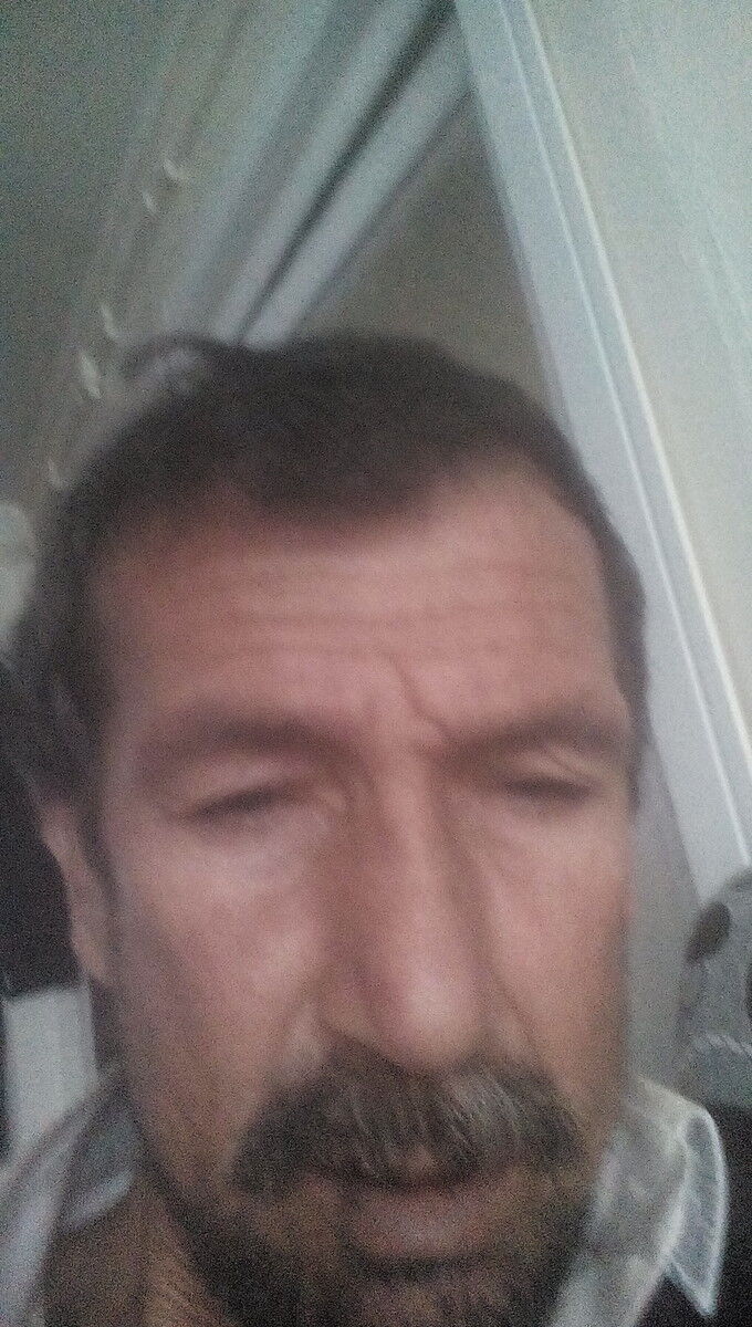  18258852  Memet, 61 ,    