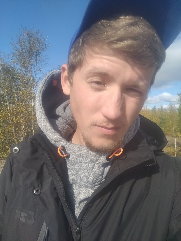  30035002  Anatoly, 27 ,     