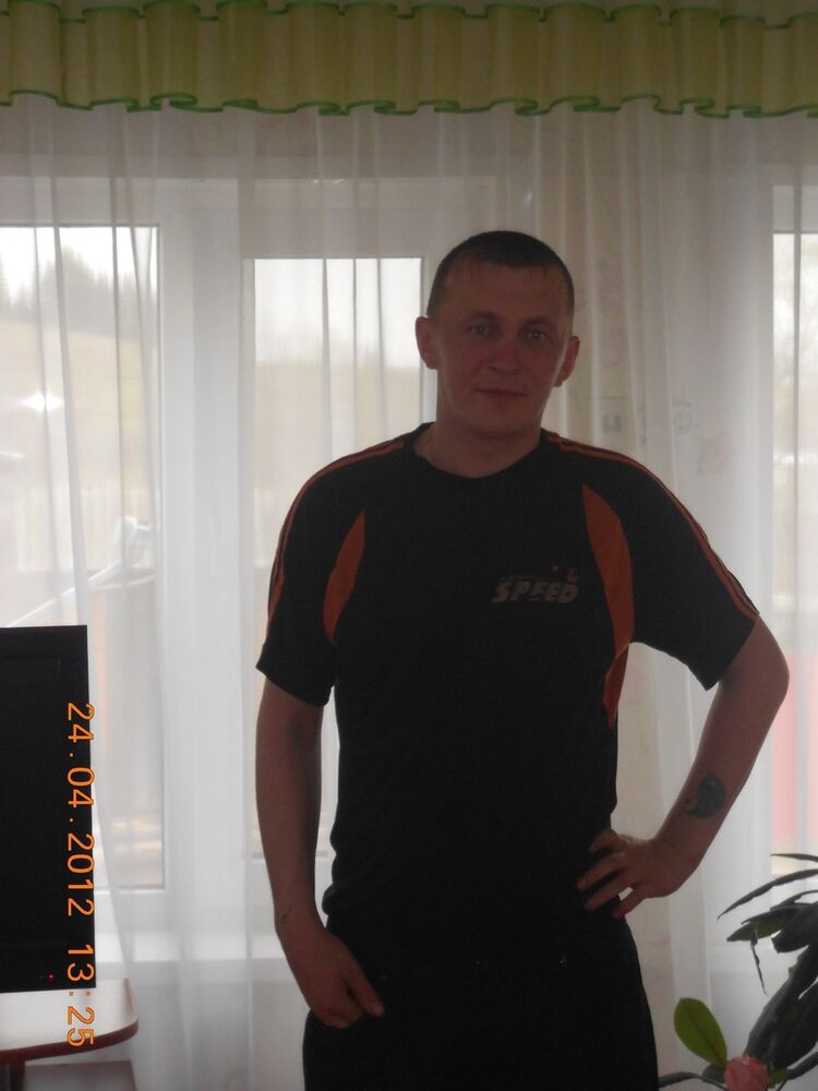  ,   Vasilie, 42 ,   
