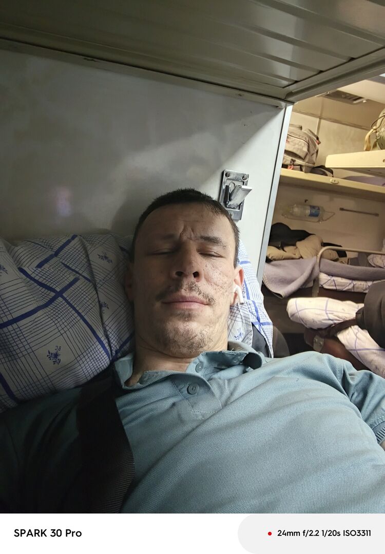  --,   Stanislav, 32 ,   ,   , c , 