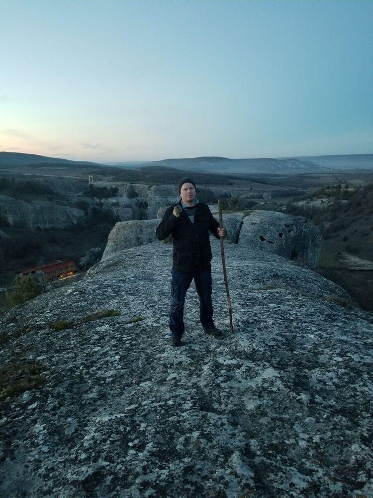  ,   Stanislav, 46 ,   ,   , c 