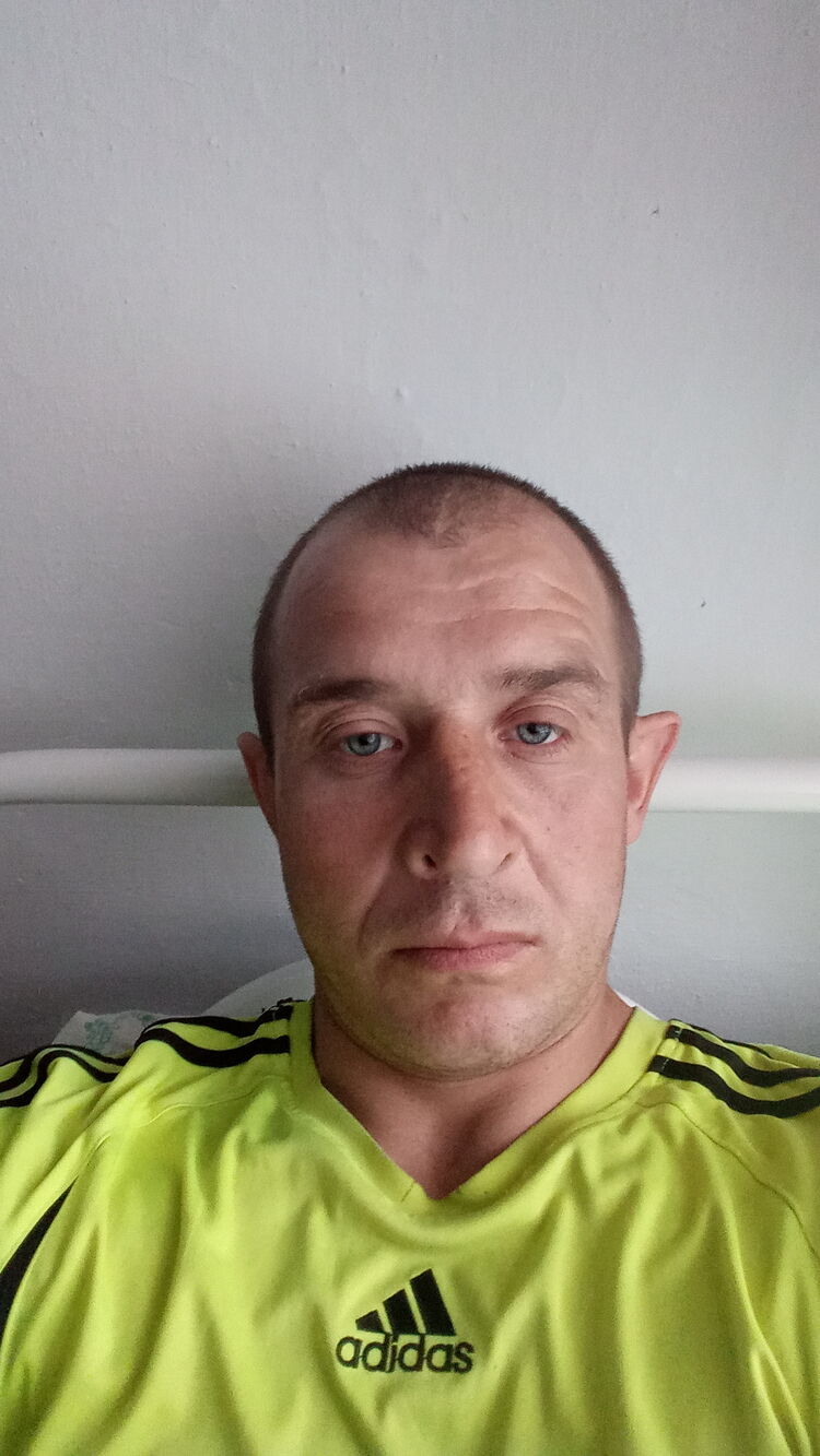  43064142  , 37 ,    