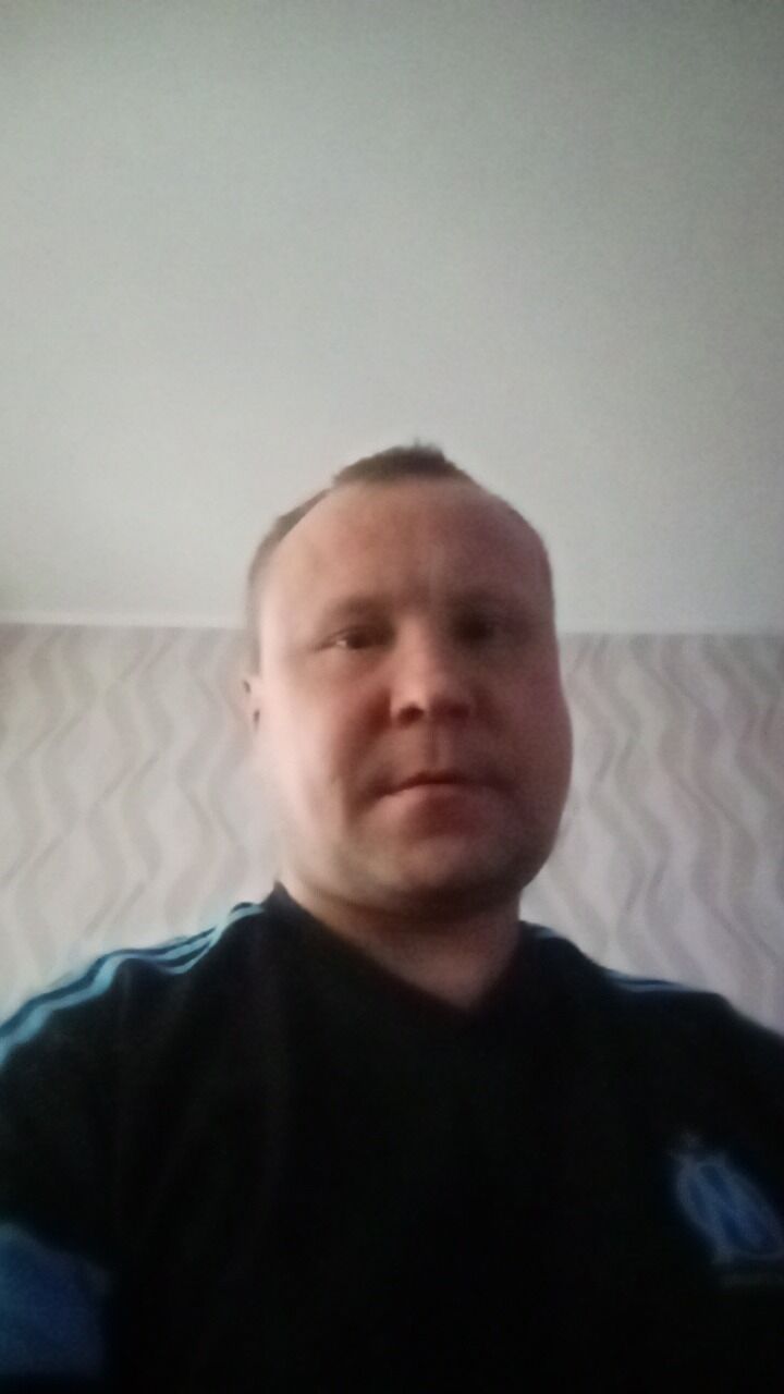  42288032  , 37 ,    