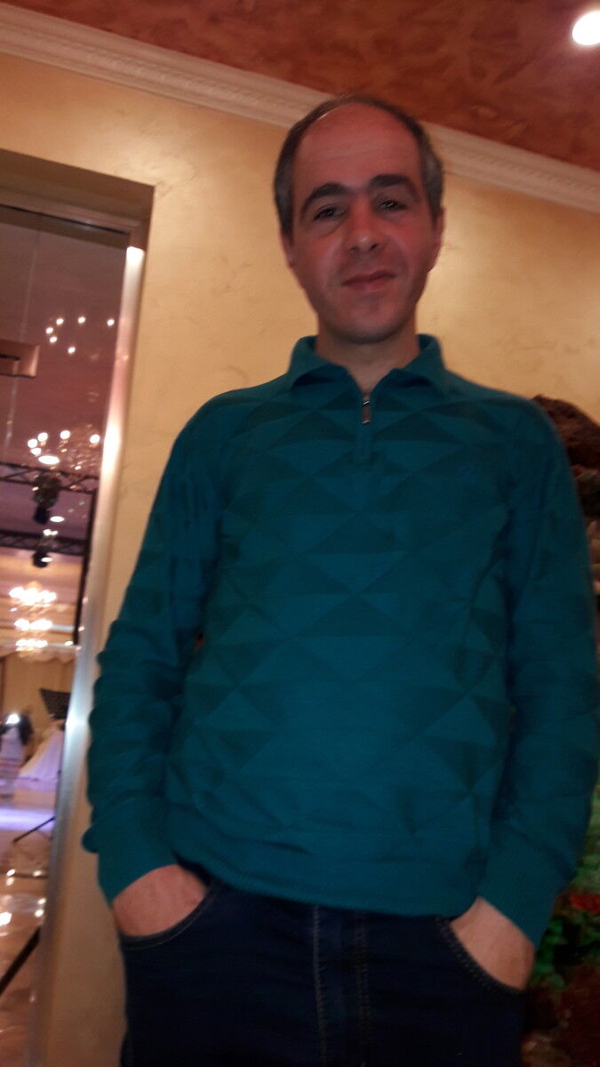  11012602  Tyom, 44 ,    