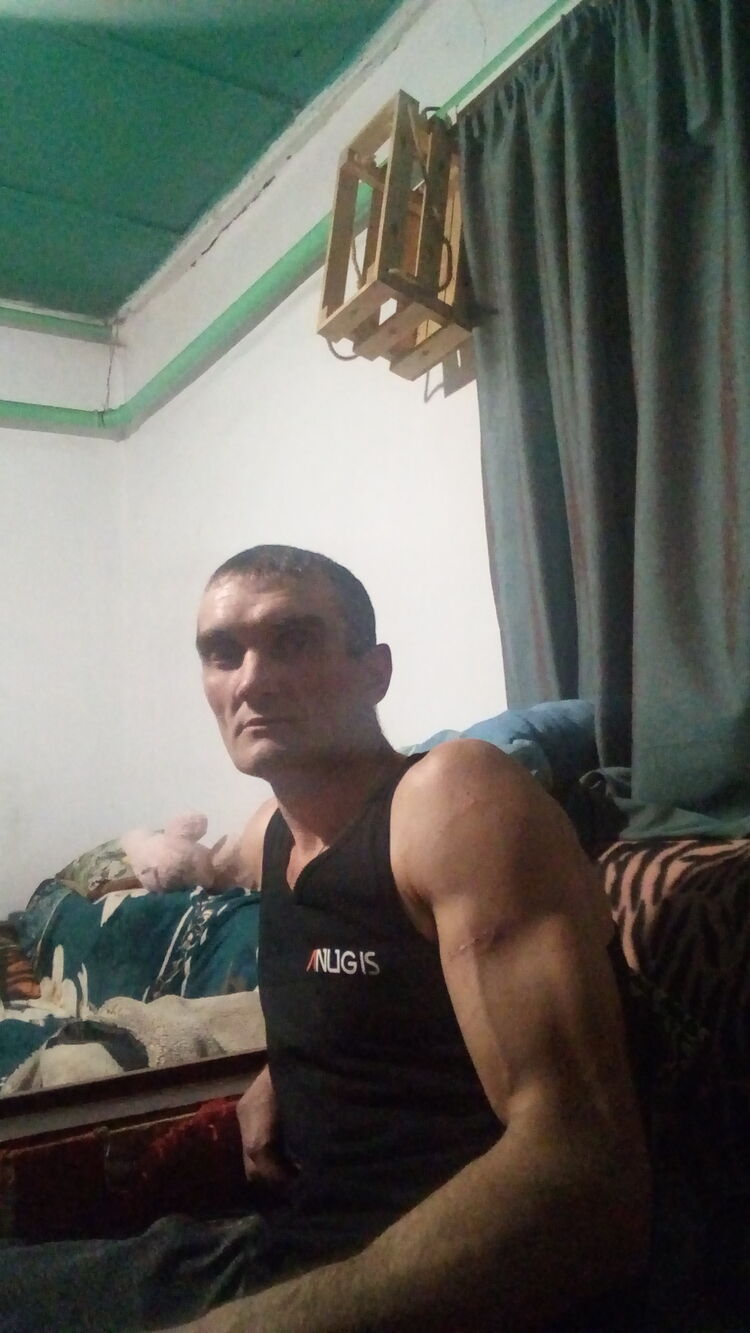  31777412  , 37 ,    