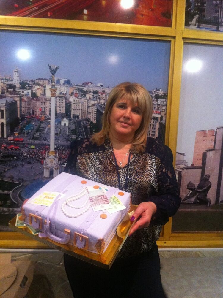  5397472  VALENTINA, 57 ,    