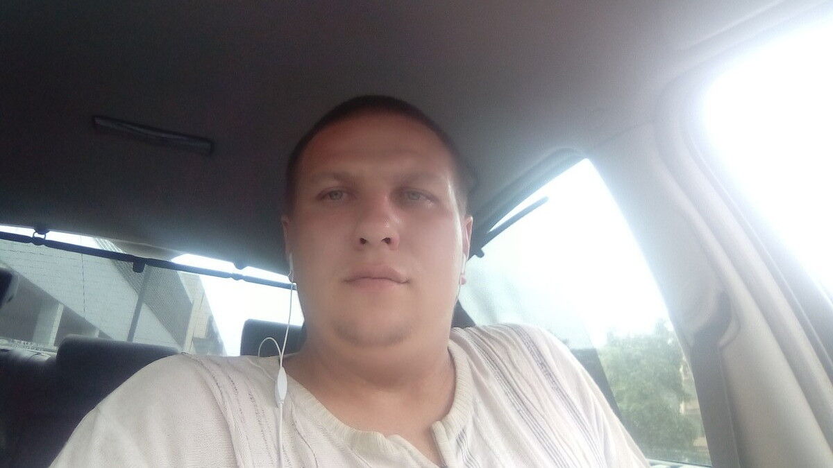  9765132  Maksim, 38 ,    Warszawa