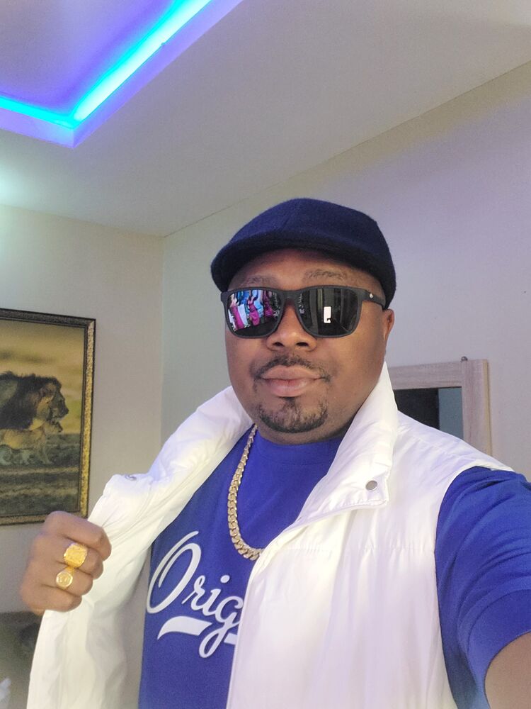 ���� 42740372 ������� Iyke, 42 ����, ���� ���������� � ������