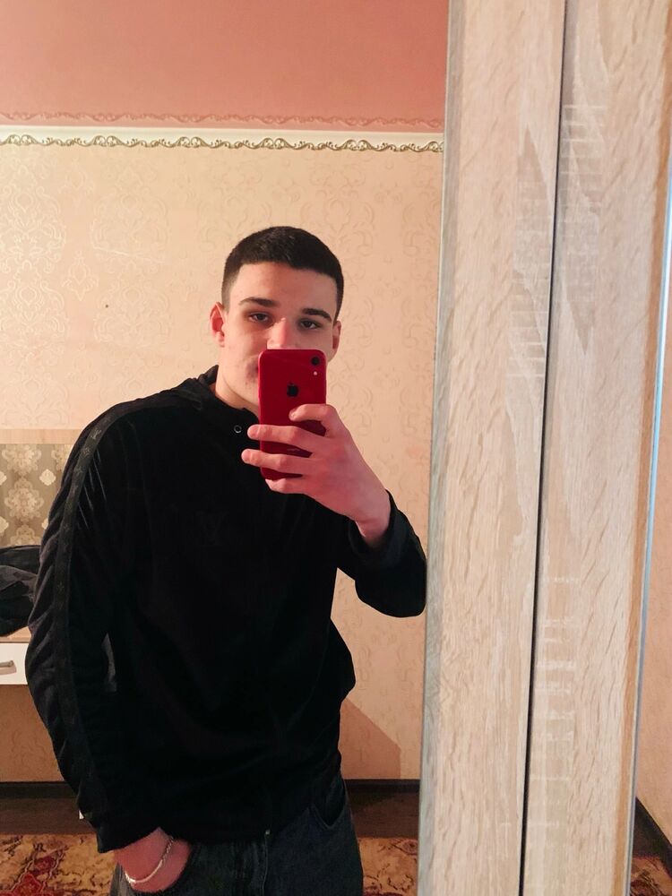  ,   Stepan, 21 ,   ,   