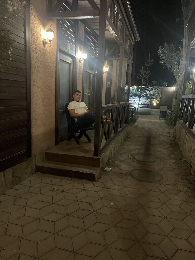  ,   Jax, 24 ,   ,   