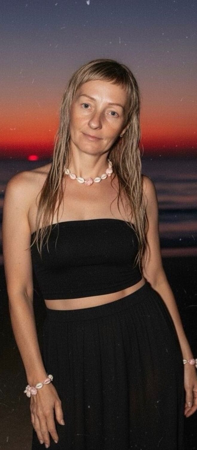  54634182  Elena, 47 ,    