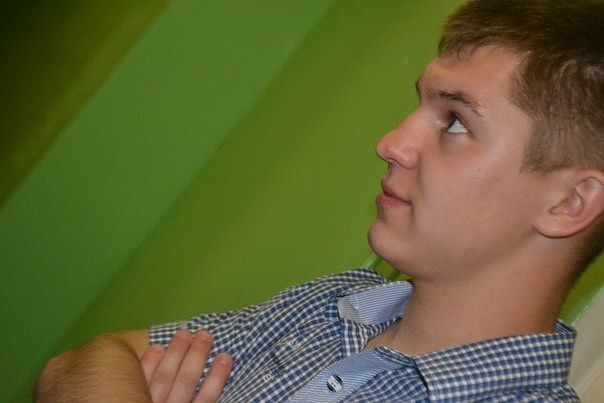  ,   Stanislaw, 32 ,  